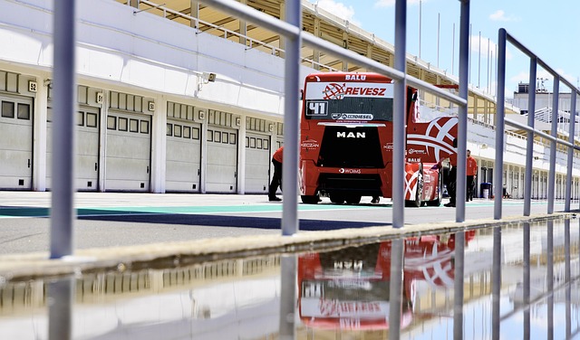 由於面對亞 由於面對亞