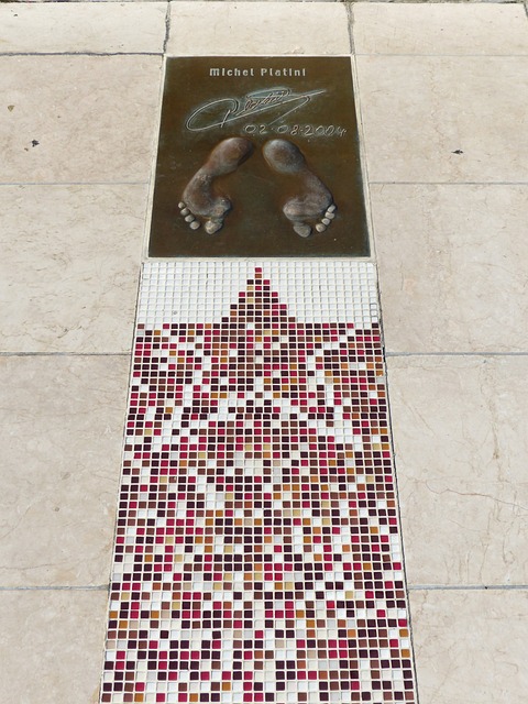 更加坚定了 更加坚定了